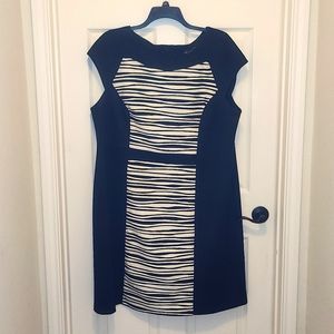 Connected Woman Plus Size 22W Black and White Textured Dress
